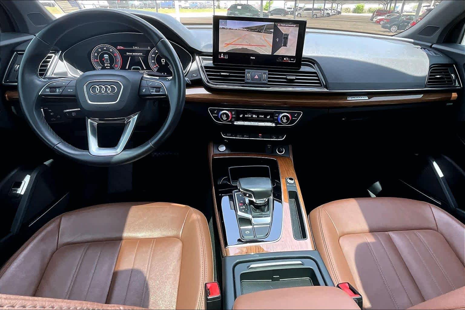 Used 2022 Audi Q5 2.0T Premium Plus w/ Premium Plus Package AWD/4WD image 15