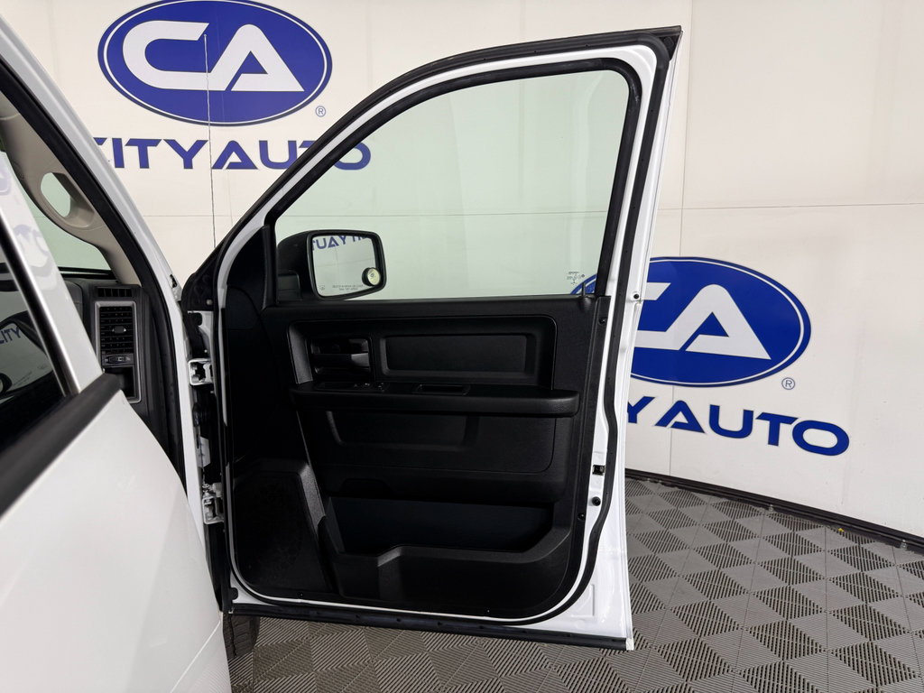 Used 2017 RAM 1500 Express image 13