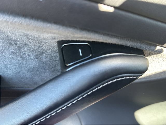 Used 2018 Tesla Model 3 Long Range image 35