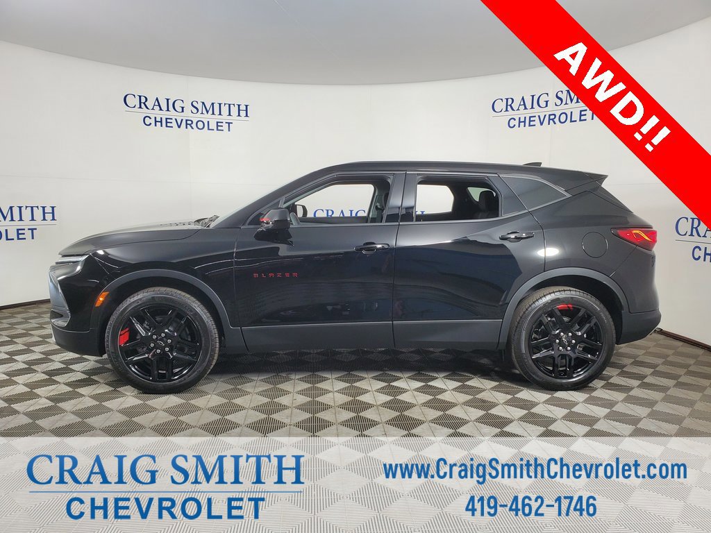 New 2025 Chevrolet Blazer LT w/ Redline Edition image 2