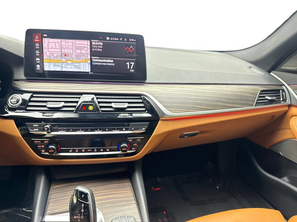 Used 2022 BMW 540i w/ Executive Package RWD image 54