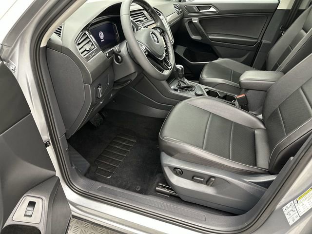 Used 2021 Volkswagen Tiguan SEL image 12