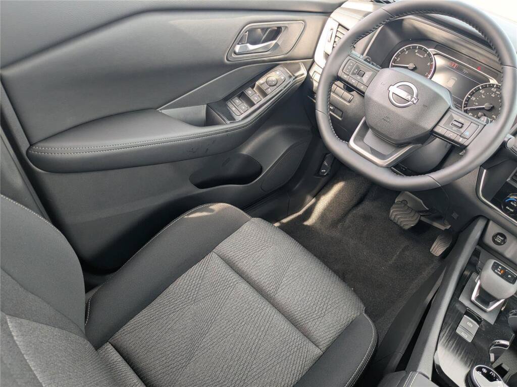 New 2026 Nissan Rogue SV AWD/4WD image 22