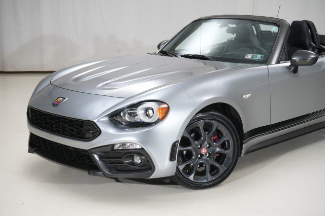 Used 2017 FIAT 124 Spider Abarth image 7