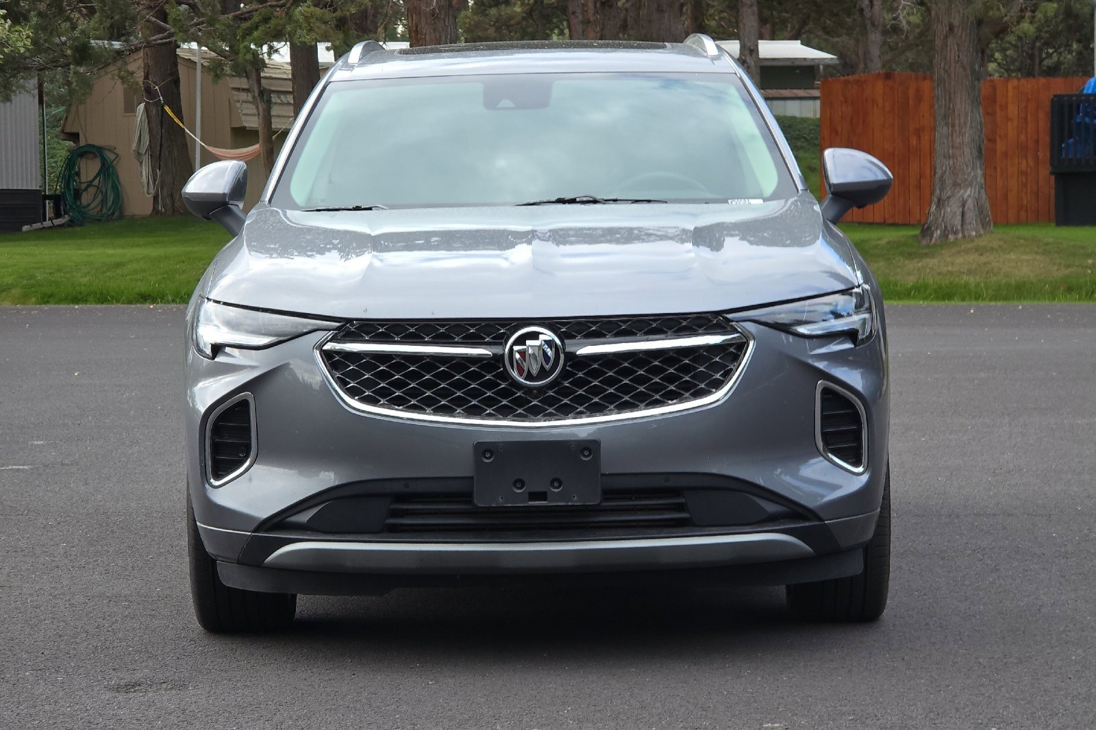 Used 2022 Buick Envision Avenir w/ Technology Package II image 9