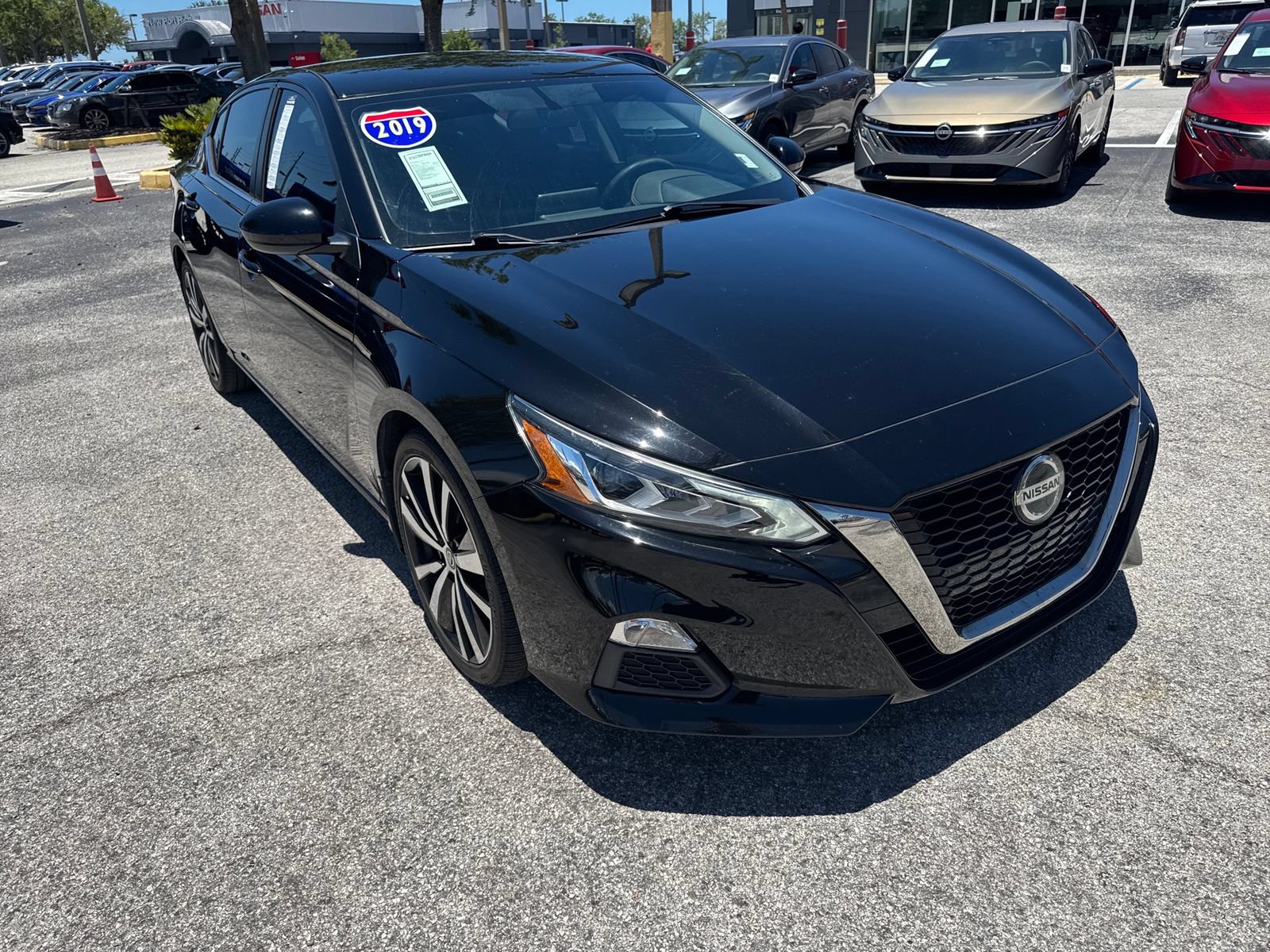 Used 2019 Nissan Altima 2.5 SR FWD image 7