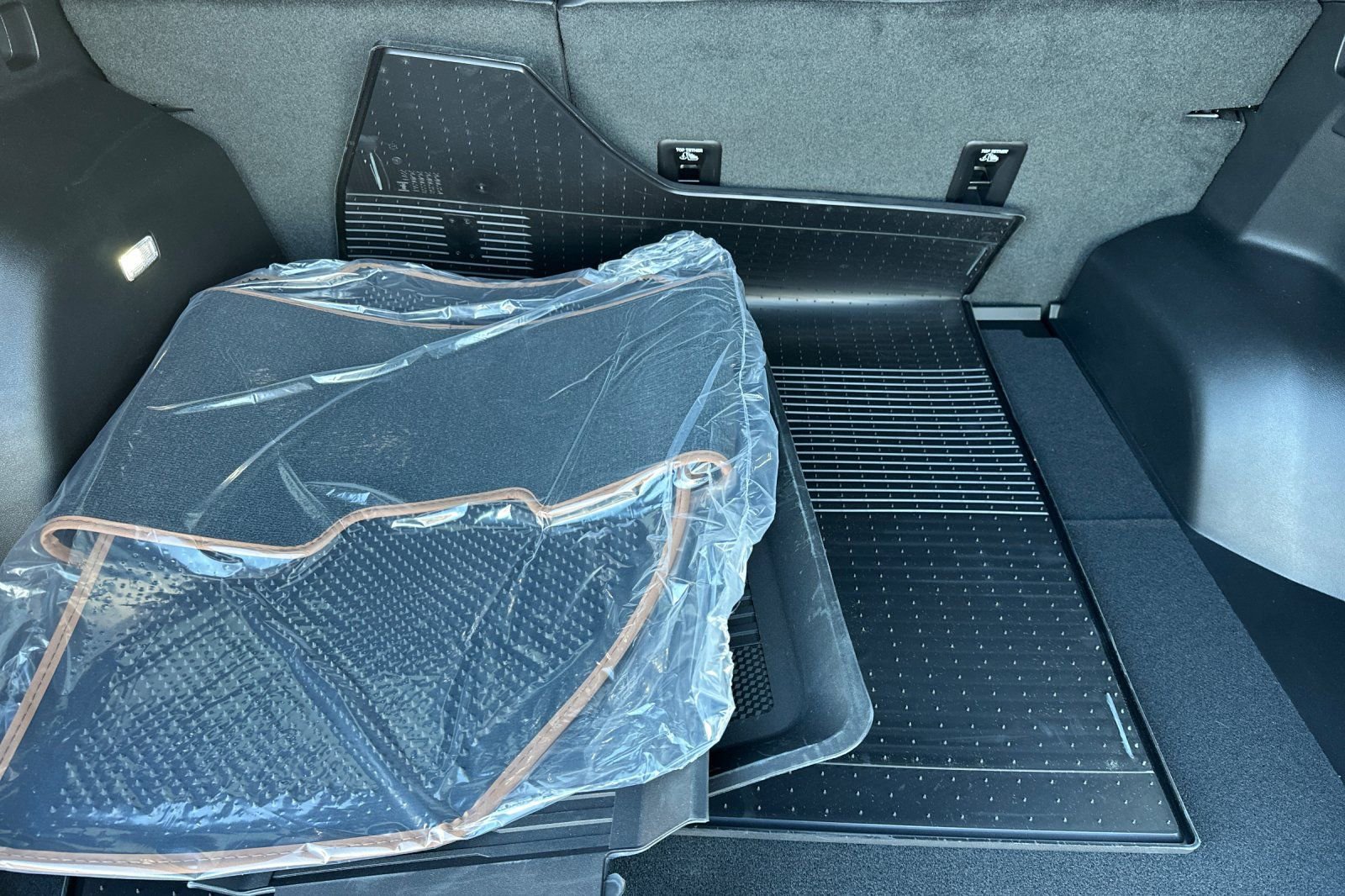 New 2026 GMC Terrain AT4 w/ Convenience Package III image 16