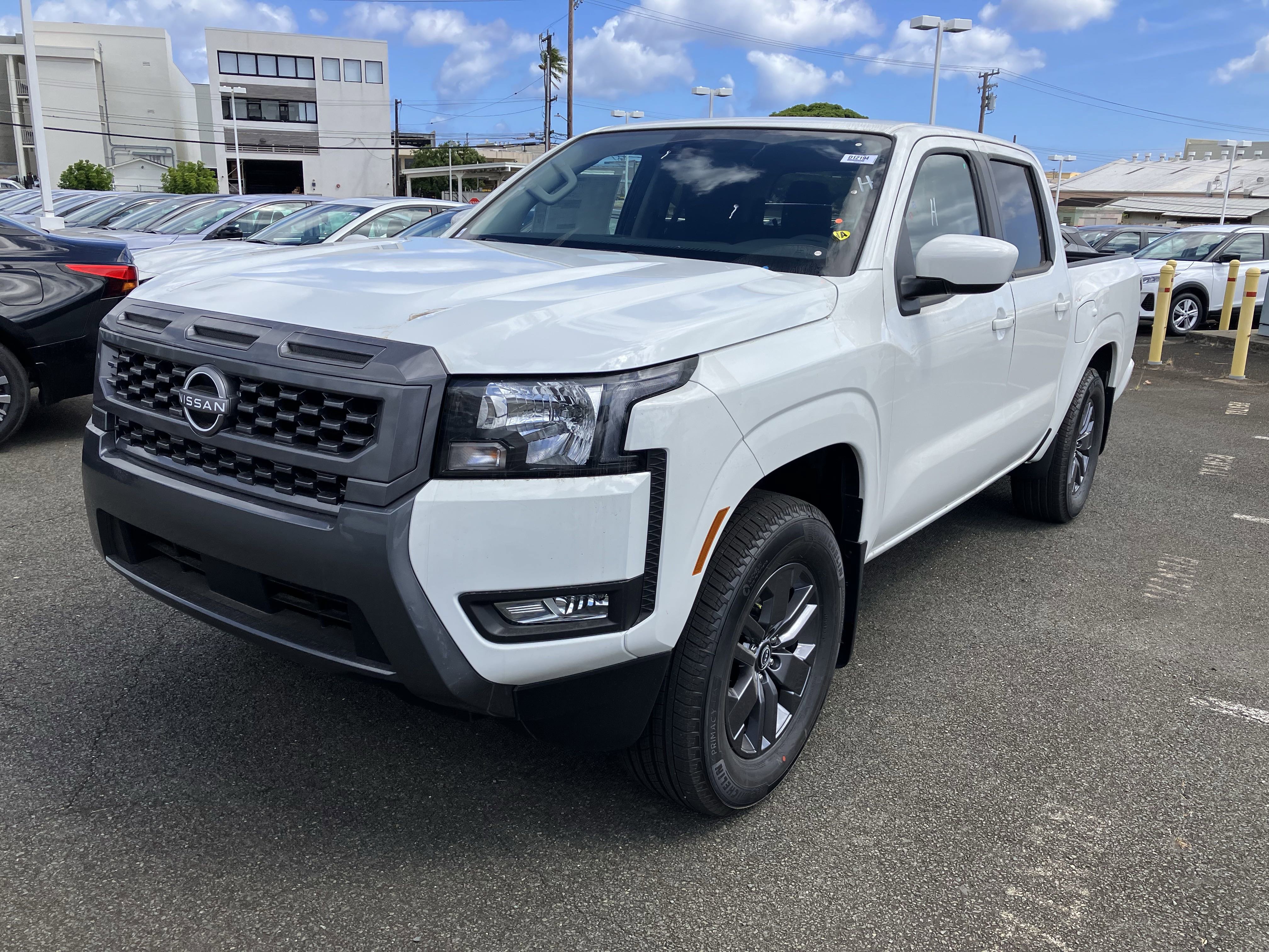 New 2025 Nissan Frontier SV w/ SV Convenience Package