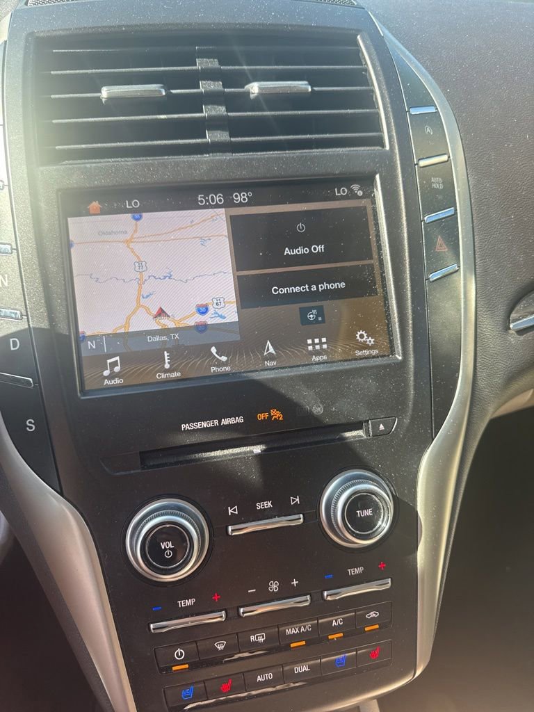 Used 2019 Lincoln MKC Reserve w/ MKC Climate Package FWD image 9
