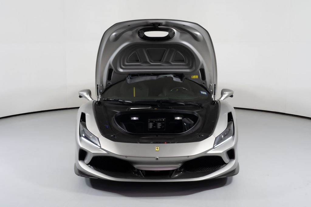 Used 2021 Ferrari F8 Tributo image 8