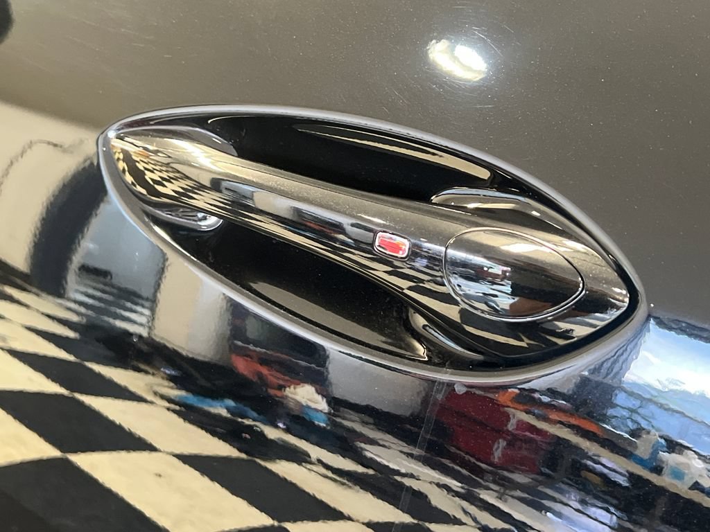 Used 2024 Chevrolet Trax RS w/ Driver Confidence Package FWD image 6
