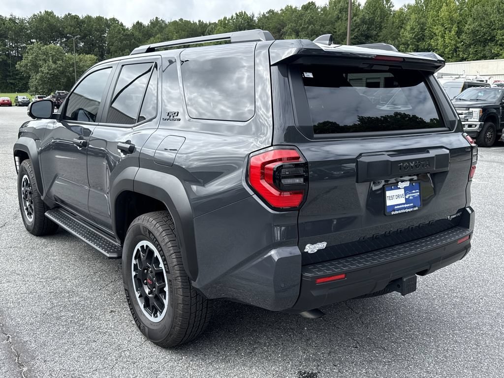 Used 2025 Toyota 4Runner TRD Off-Road Premium AWD/4WD image 5