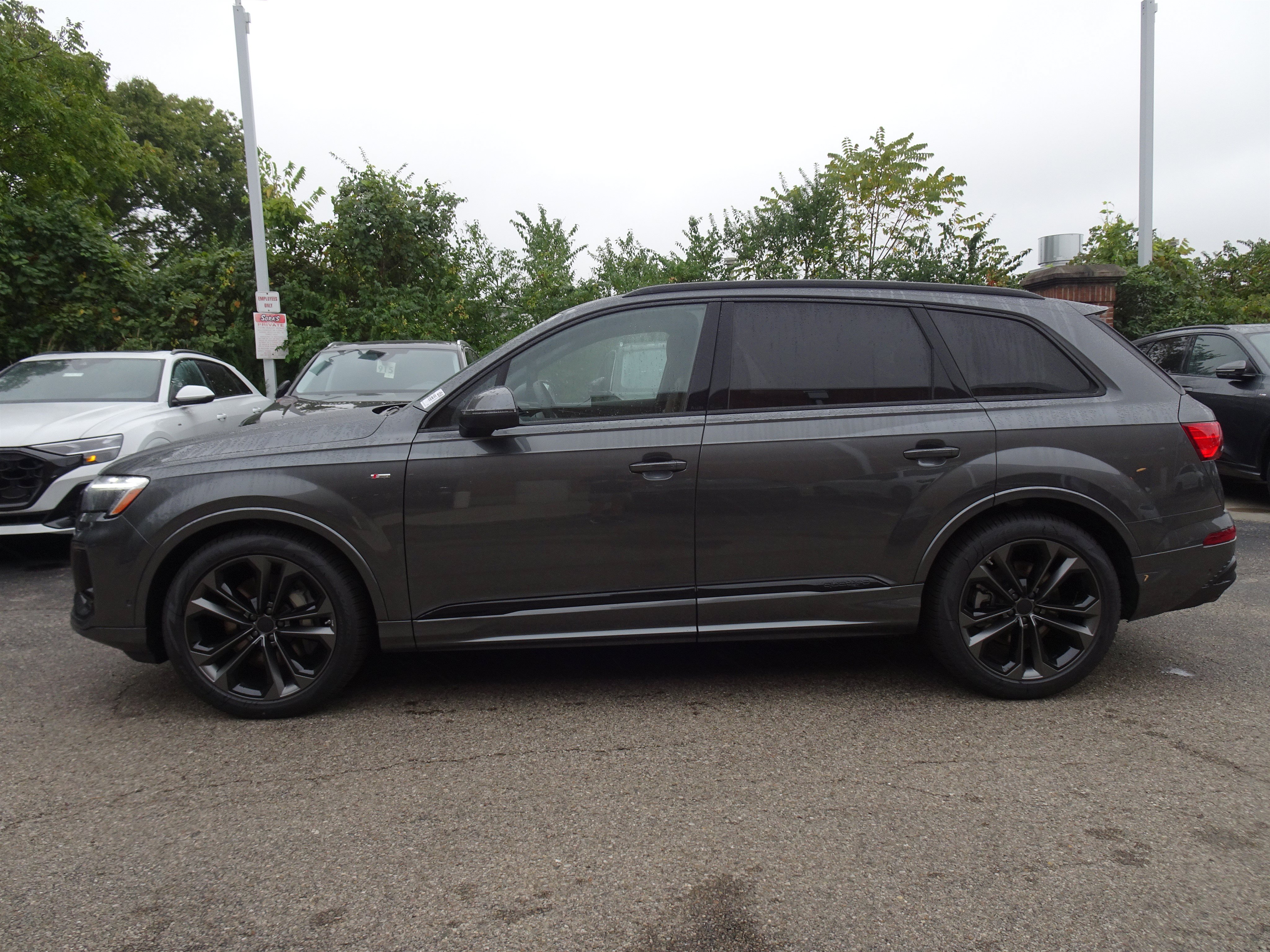 New 2026 Audi Q7 Premium Plus AWD/4WD image 2