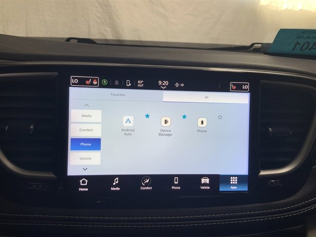 Used 2023 Chrysler Pacifica Touring-L AWD/4WD image 34