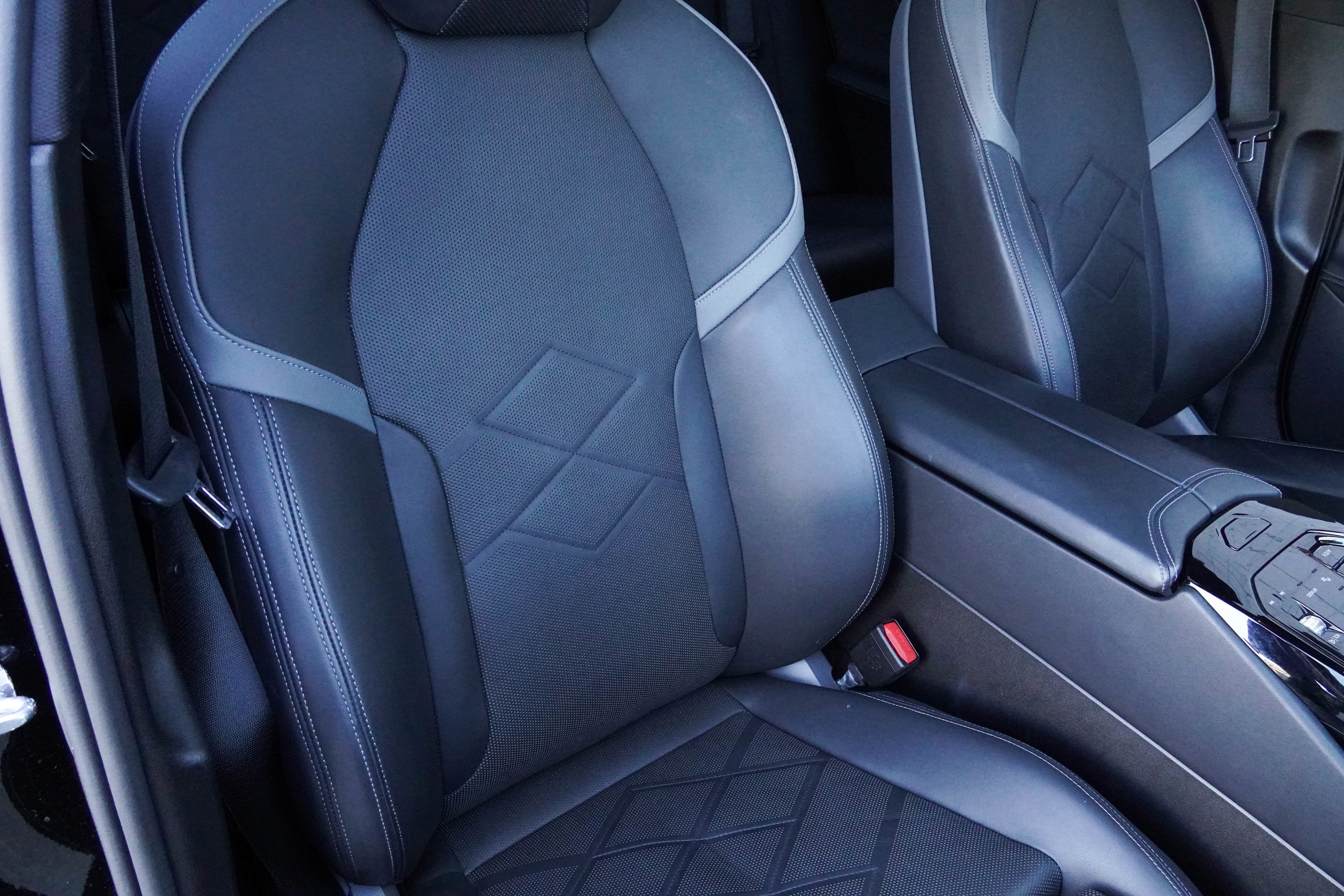 Certified 2024 BMW 530i w/ Executive Package image 13