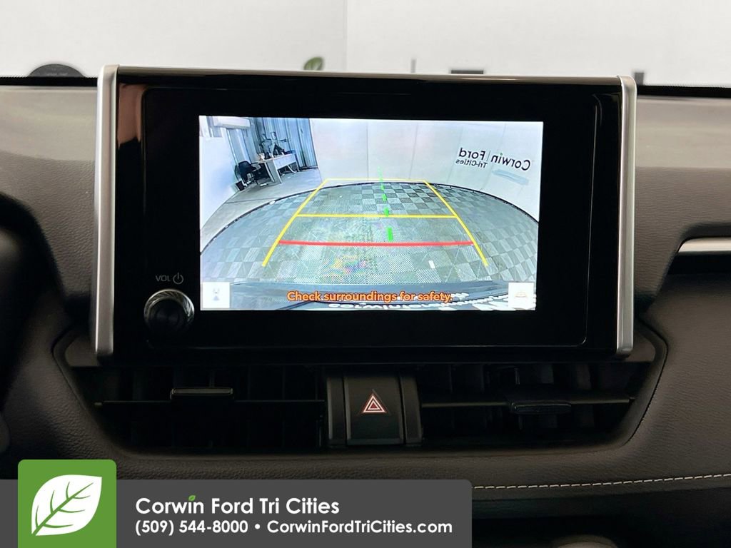 Used 2023 Toyota RAV4 XLE image 21