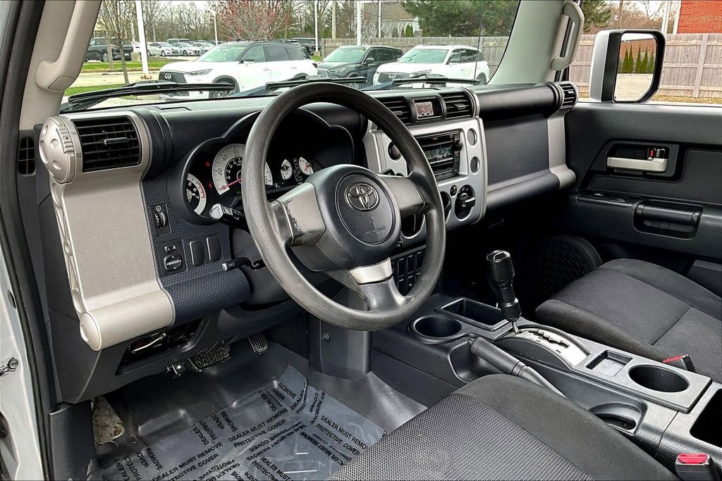 Used 2007 Toyota FJ Cruiser 2WD image 16