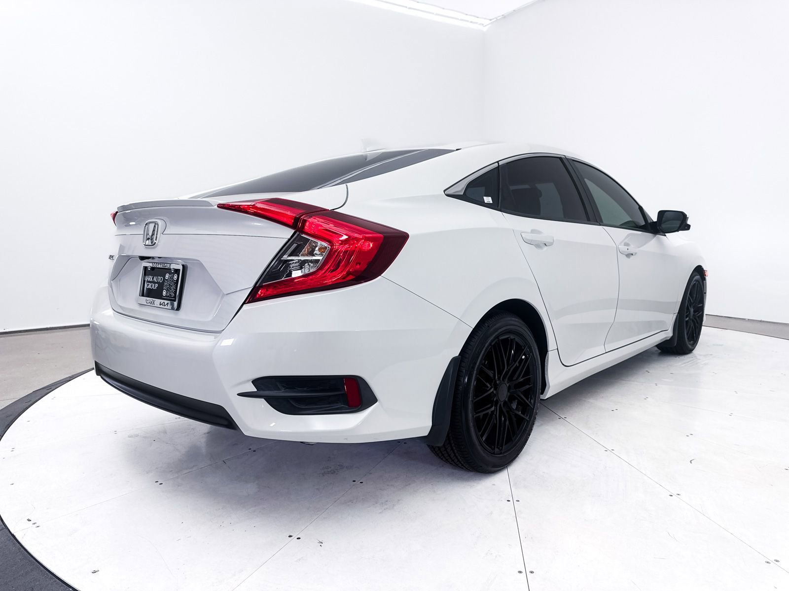 Used 2018 Honda Civic EX-T image 16