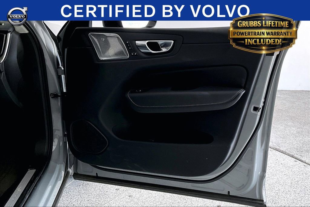 Used 2025 Volvo XC60 T8 Ultra w/ Protection Package Premier AWD/4WD image 23