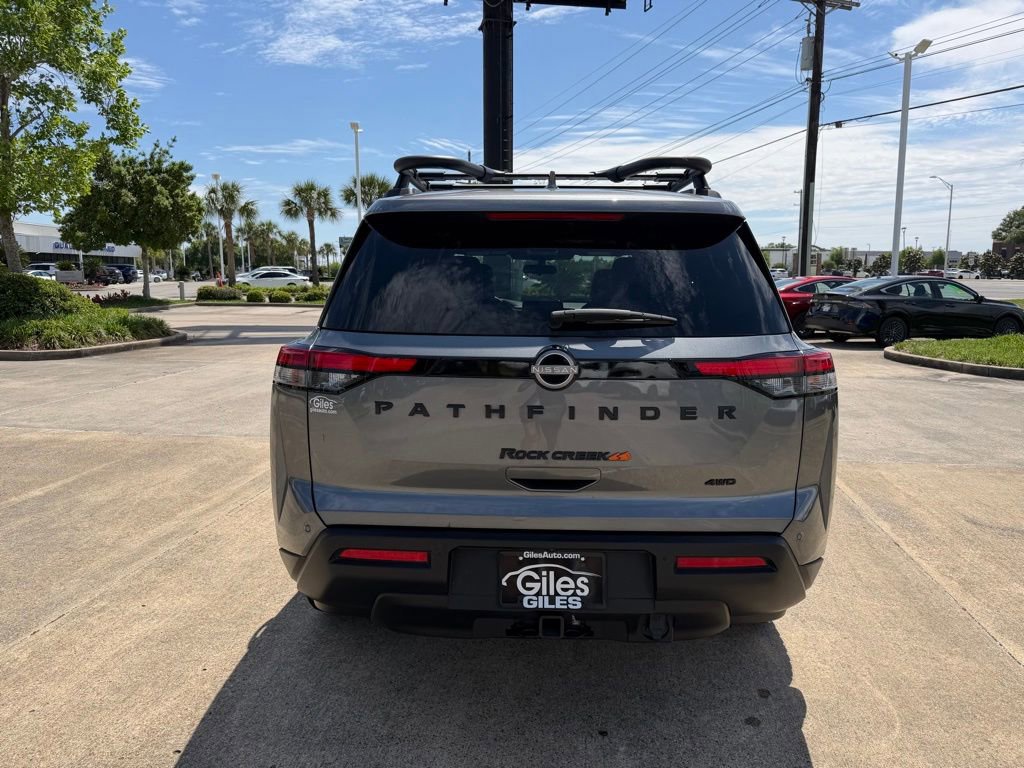 Used 2024 Nissan Pathfinder Rock Creek AWD/4WD image 4