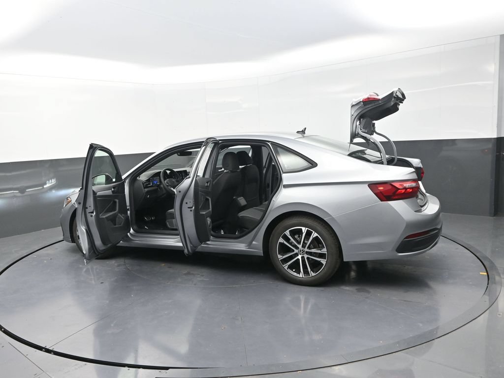 New 2026 Volkswagen Jetta Sport FWD image 33