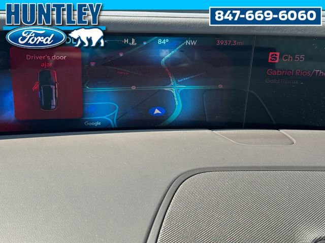 Used 2024 Lincoln Nautilus Black Label AWD/4WD image 28