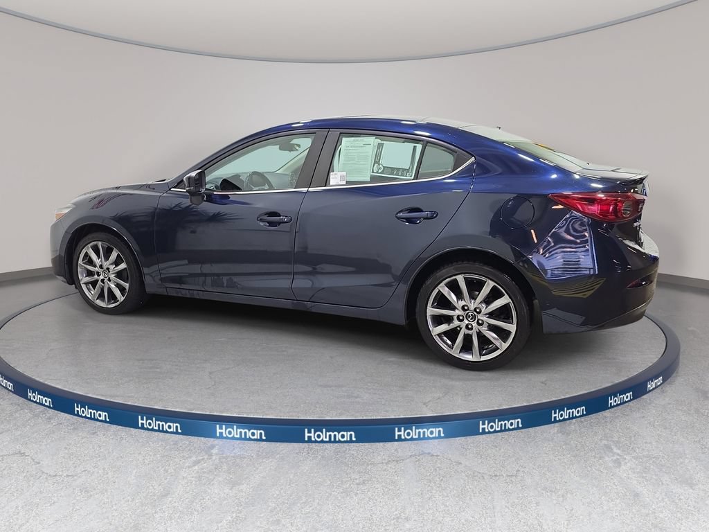 Used 2018 MAZDA MAZDA3 Touring FWD image 9