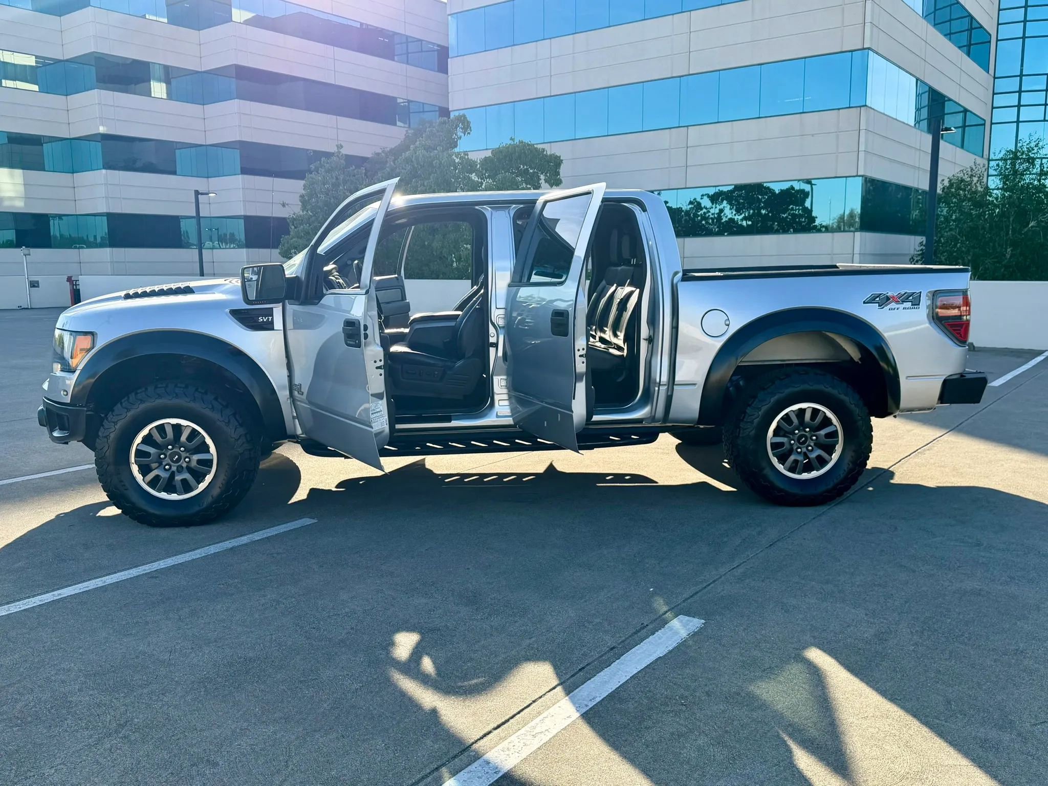 Used 2011 Ford F150 Raptor w/ Raptor Luxury Pkg AWD/4WD image 46