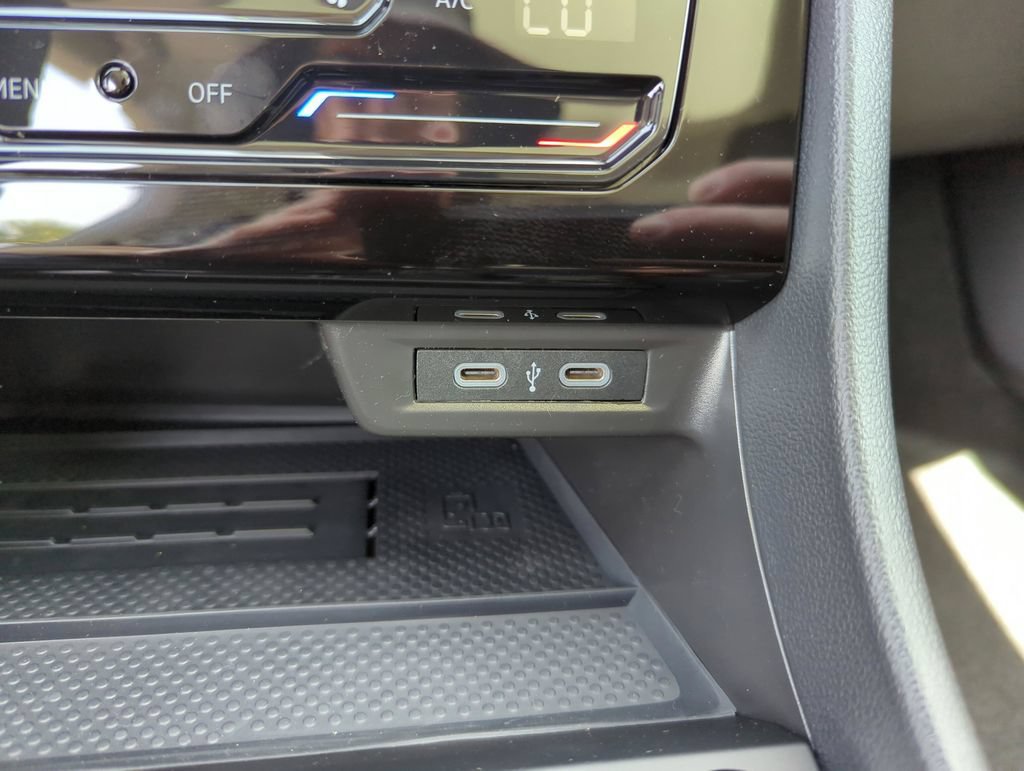 New 2026 Volkswagen Jetta SE FWD image 33