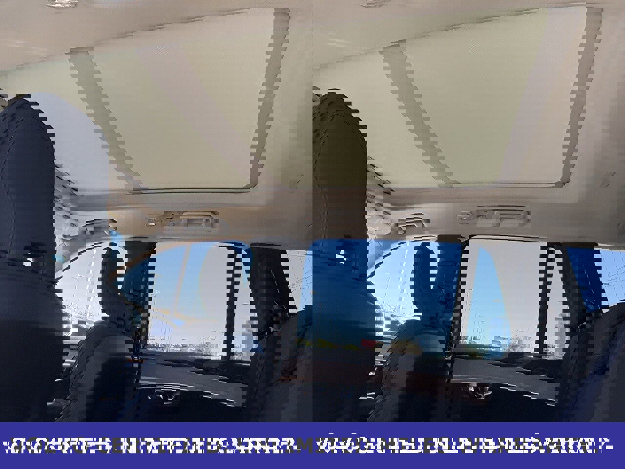 Certified 2025 Volvo XC90 B6 Plus image 32