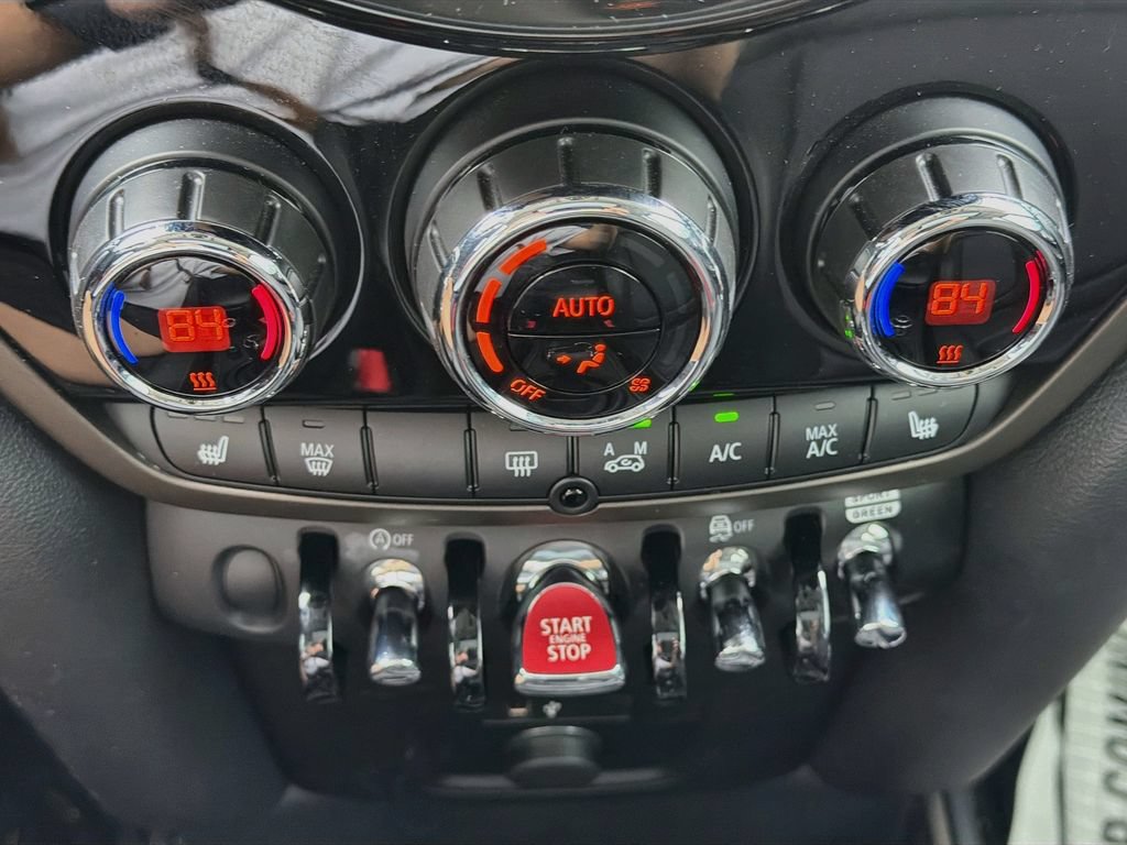 Used 2024 MINI Cooper Countryman S w/ Storage Package FWD image 32