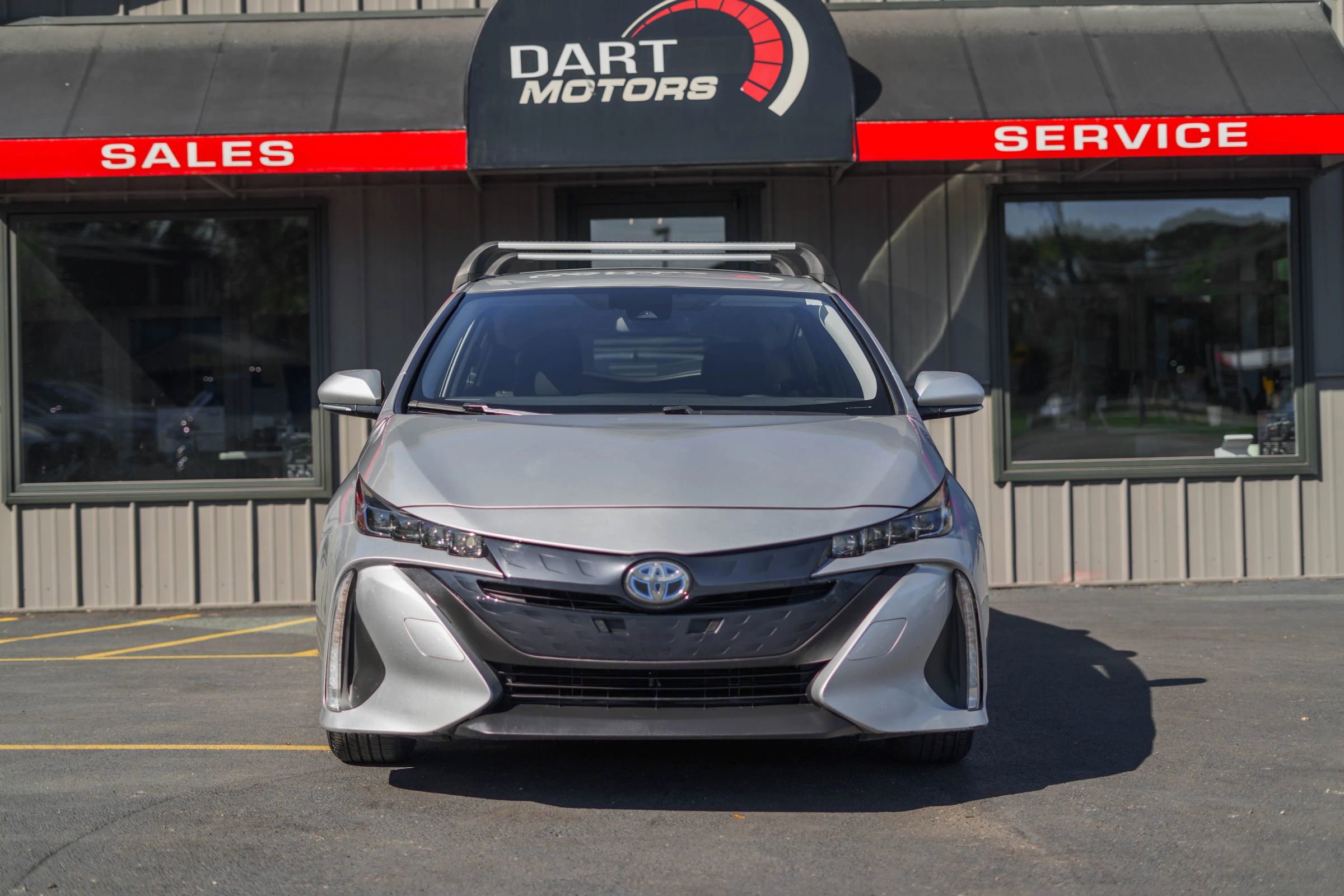 Used 2019 Toyota Prius Prime Plus w/ Carpet Mat Package FWD image 2
