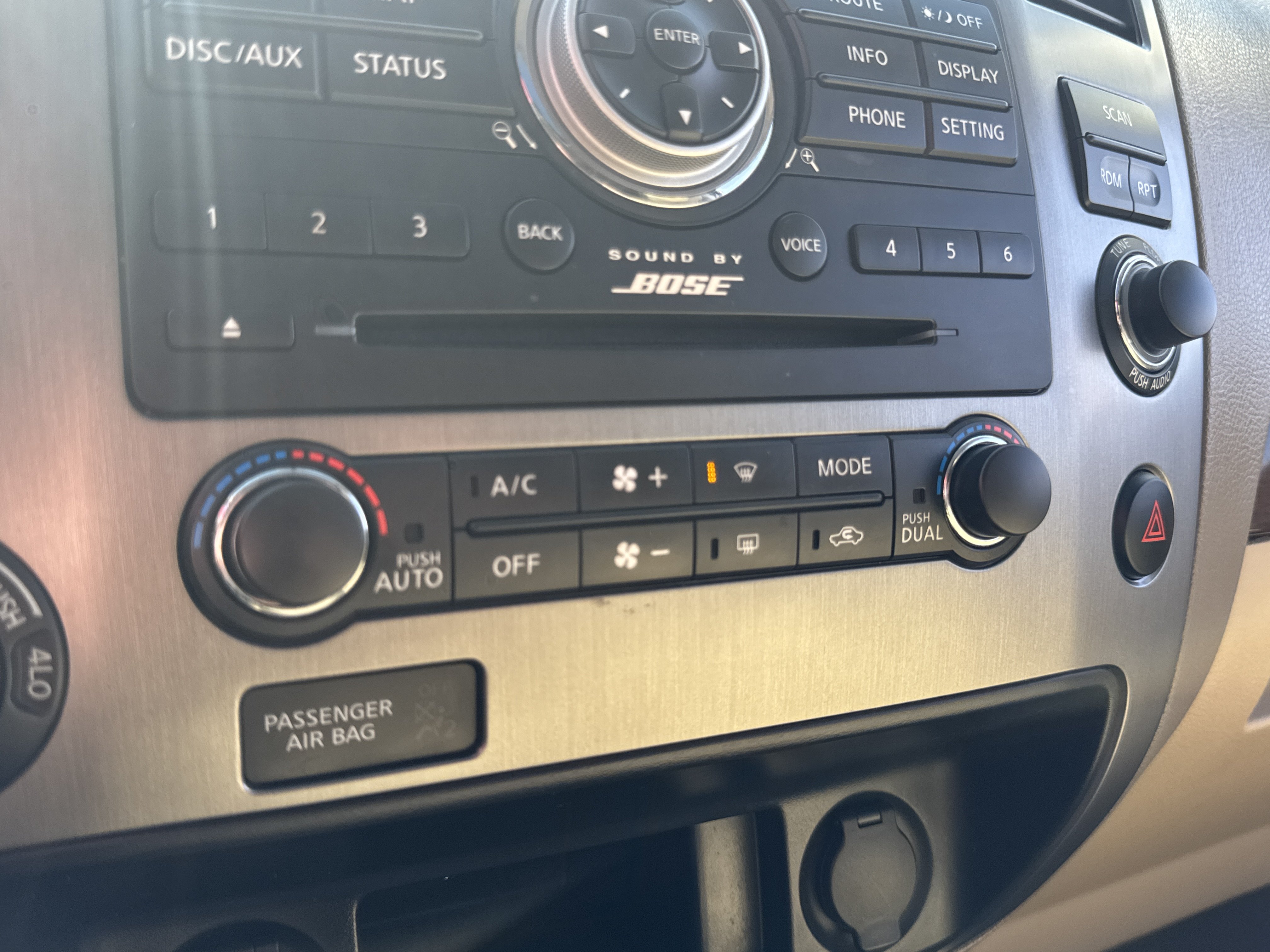 Used 2013 Nissan Armada Platinum AWD/4WD image 25