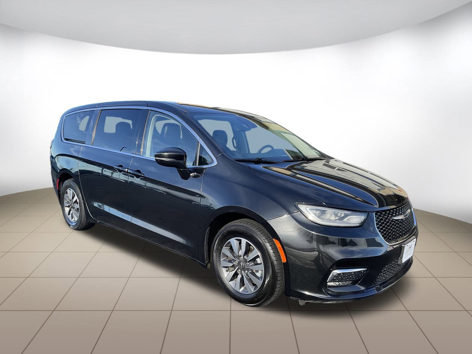 Used 2022 Chrysler Pacifica Touring-L