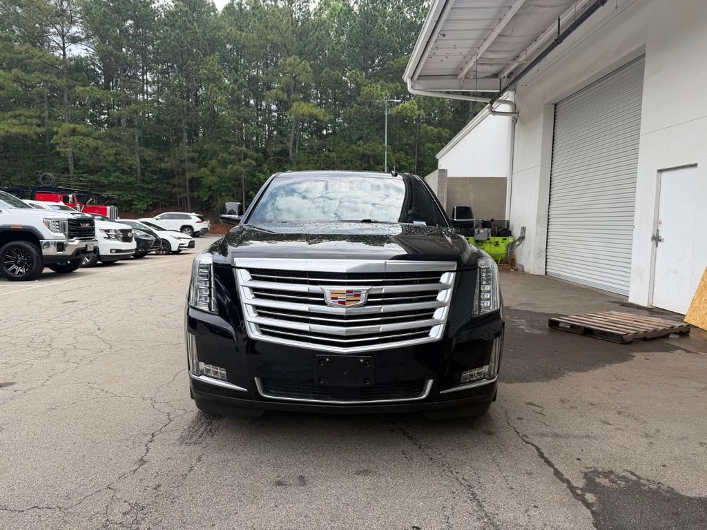 Used 2019 Cadillac Escalade ESV Platinum AWD/4WD image 2