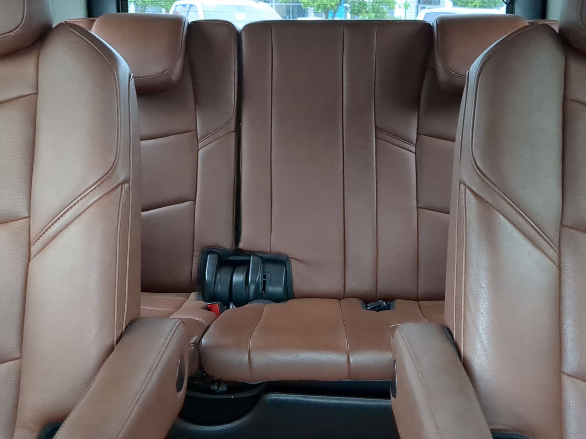 Used 2016 Cadillac Escalade Premium AWD/4WD image 21
