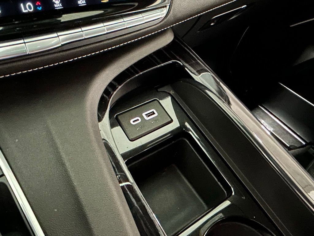 Used 2022 Cadillac Escalade Sport image 35