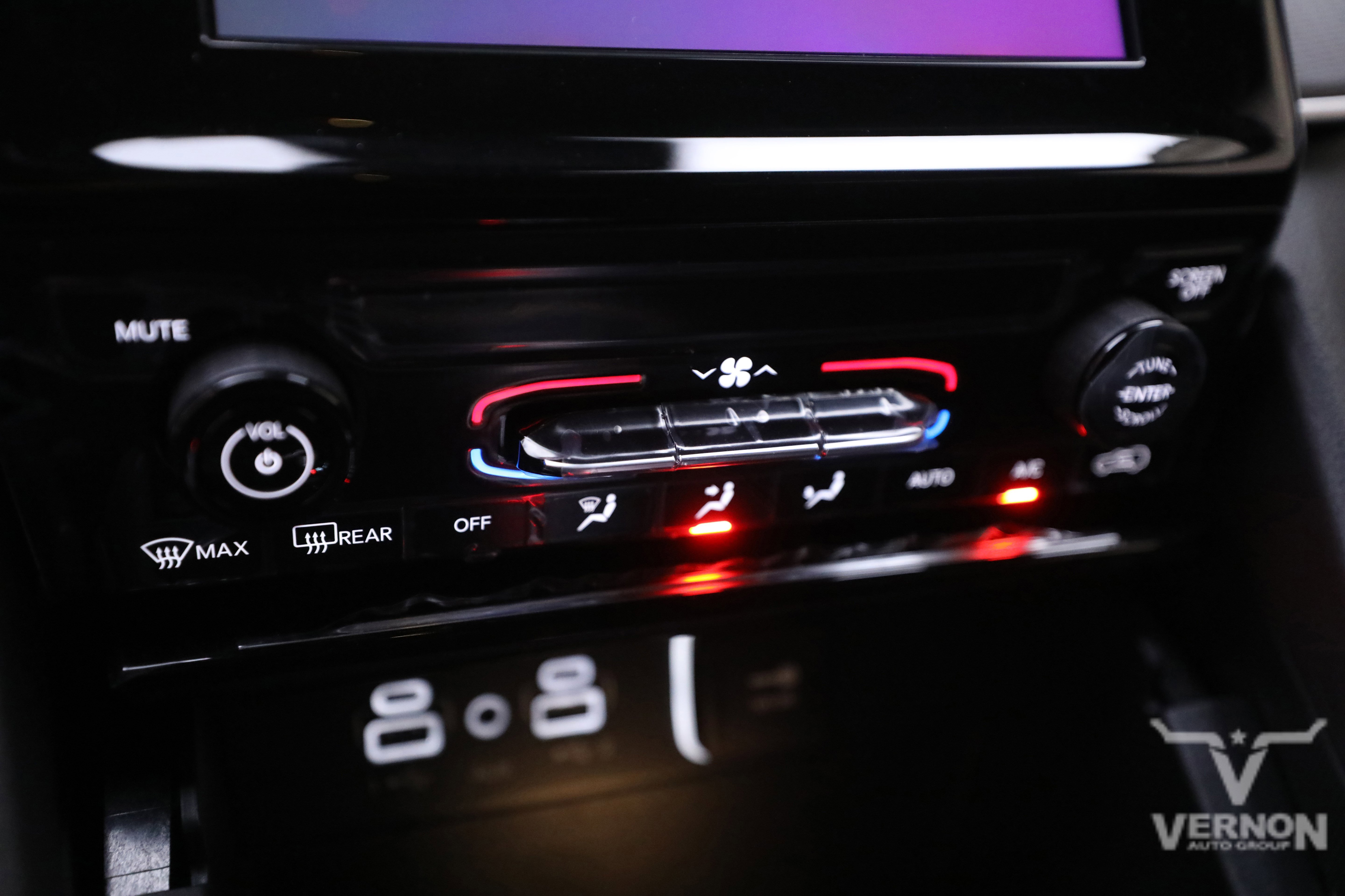 New 2025 Jeep Grand Cherokee Laredo X image 23