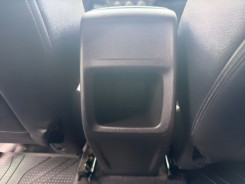 Used 2025 Chevrolet Trax LS FWD image 25