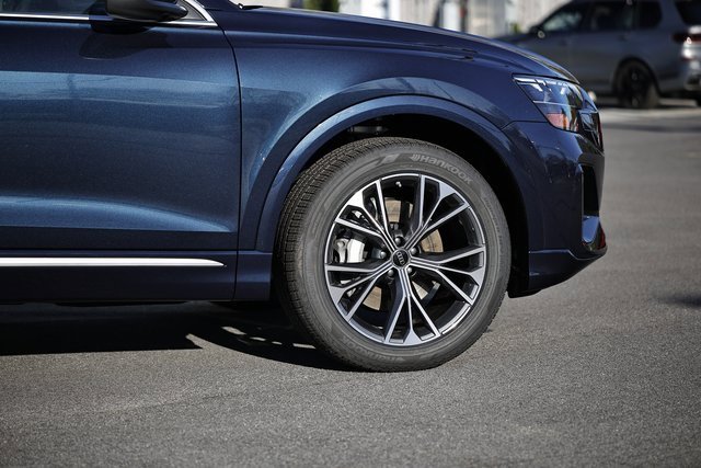 New 2026 Audi Q8 Premium image 5