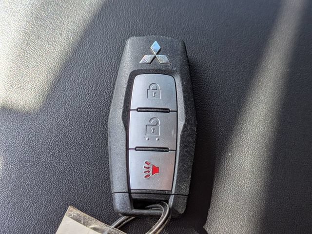 Used 2022 Mitsubishi Outlander ES FWD image 31