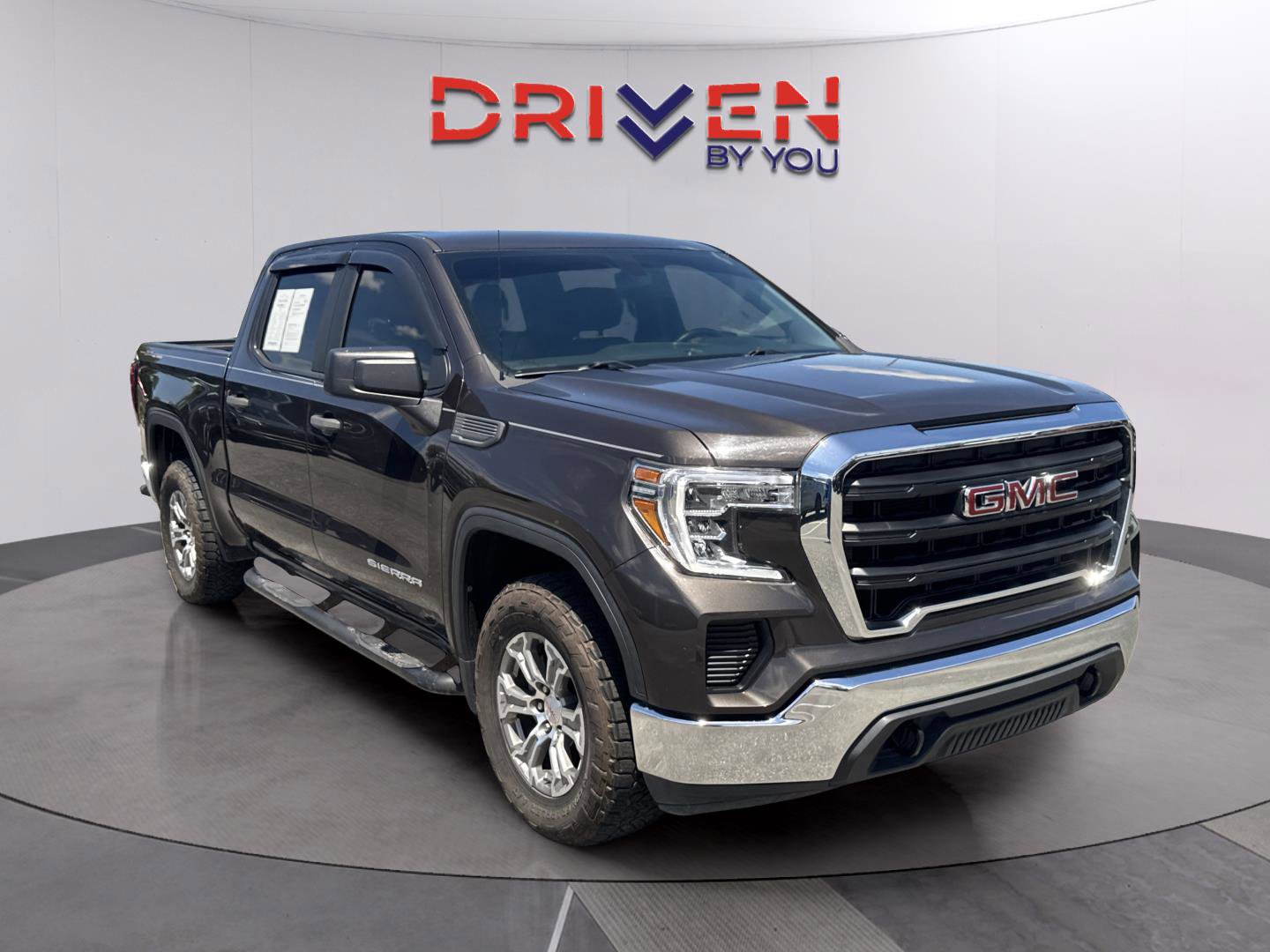 Used 2021 GMC Sierra 1500 4x4 Crew Cab w/ Sierra Value Package image 7
