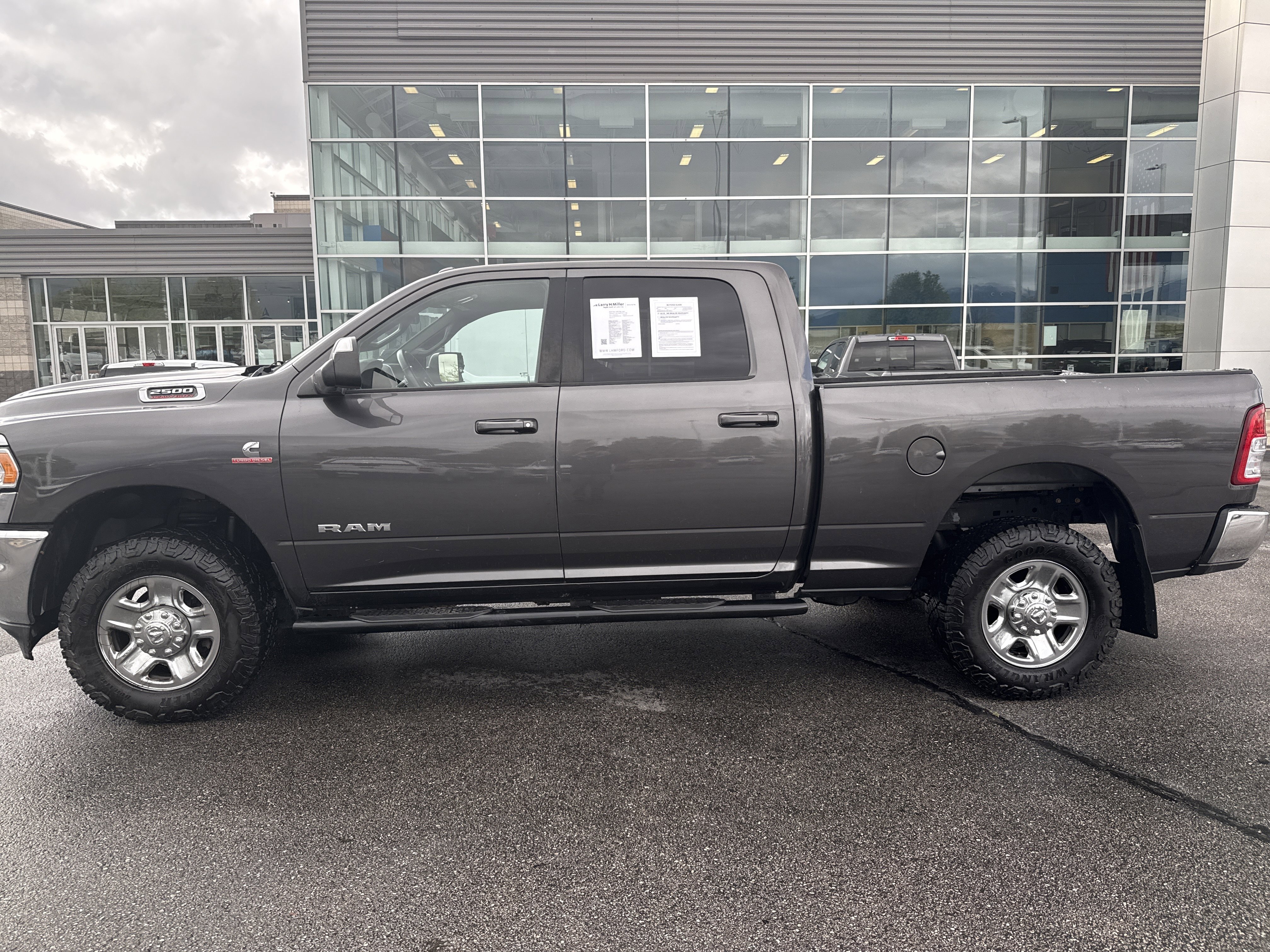 Used 2022 RAM 2500 Big Horn image 2