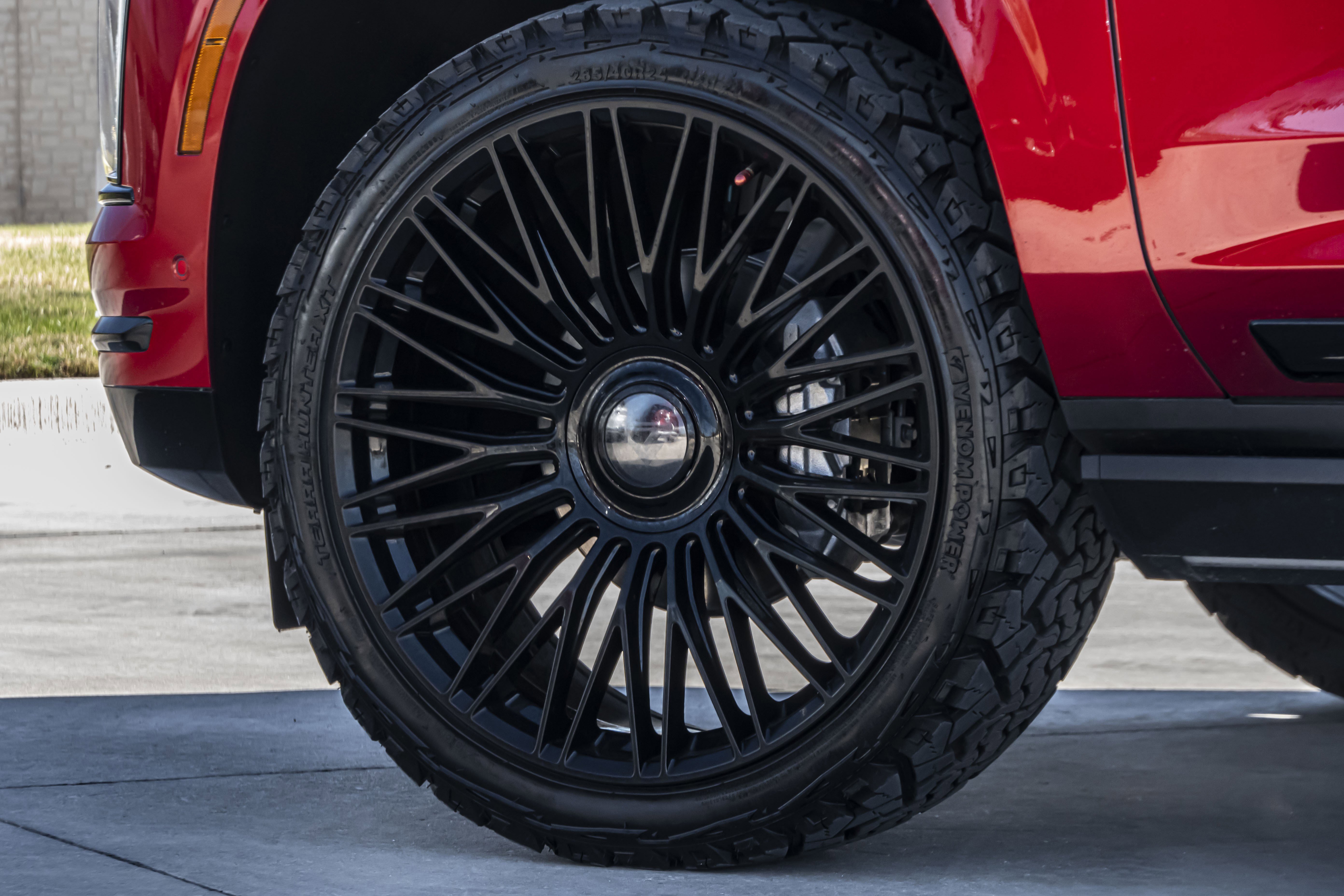 Used 2025 Cadillac Escalade Sport Platinum image 44