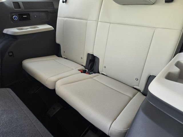 New 2027 Hyundai Santa Fe SEL FWD image 21