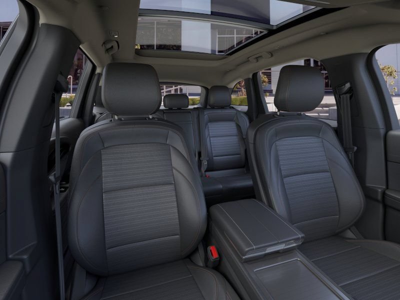 New 2026 Lincoln Nautilus Reserve w/ Jet Appearance Package AWD/4WD image 10