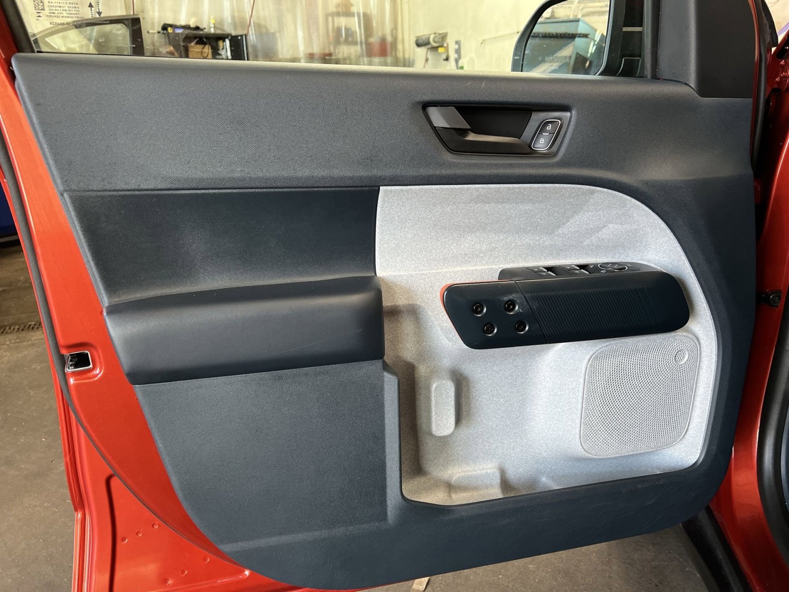 Used 2024 Ford Maverick XLT w/ XLT Luxury Package image 13