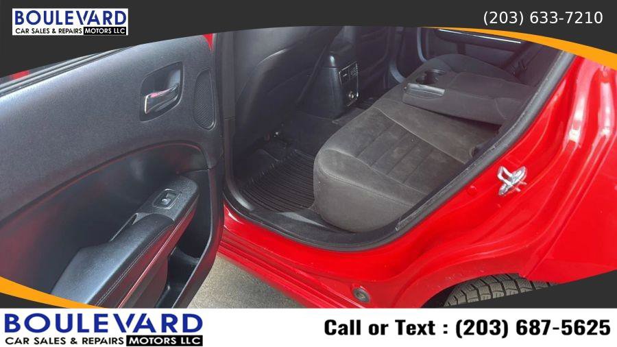 Used 2014 Dodge Charger SXT AWD/4WD image 27