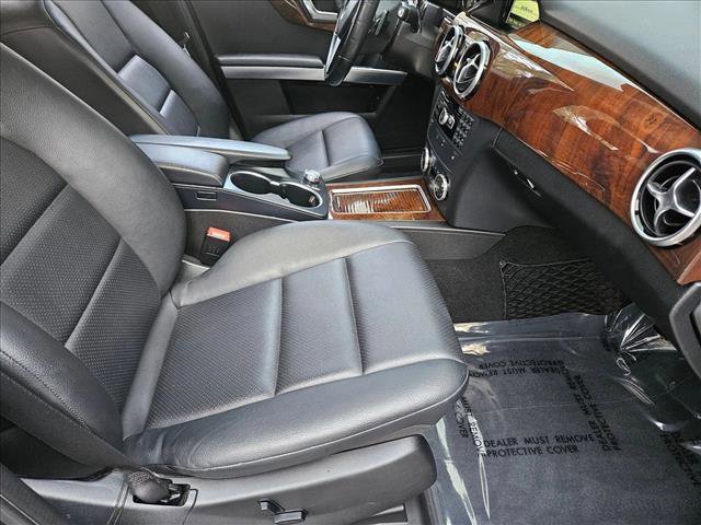Used 2015 Mercedes-Benz GLK 350 2WD image 18