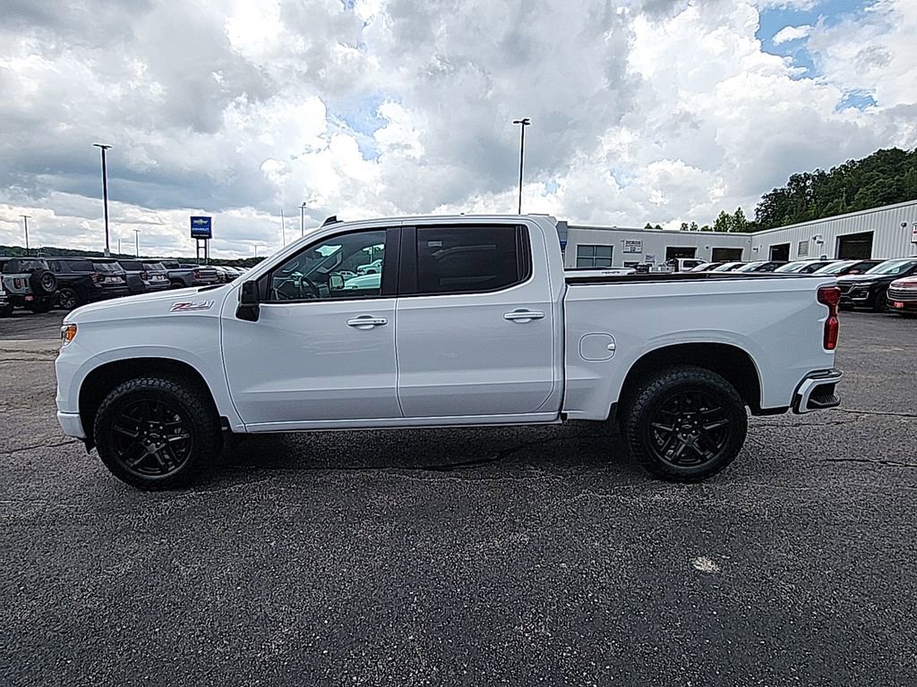 New 2025 Chevrolet Silverado 1500 RST w/ Z71 Off-Road Package AWD/4WD image 5